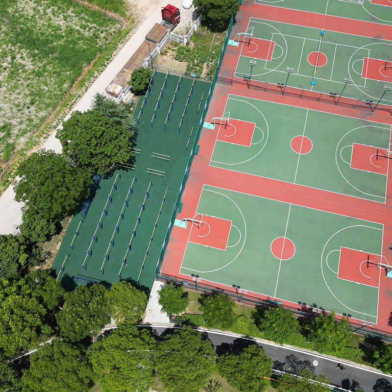 A Middle School Sports Field——Dyed Rubber Tile